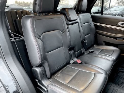 Used 2017 Ford Explorer Sport image 15