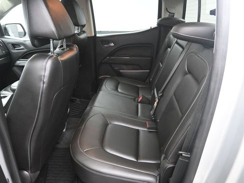 Used 2019 Chevrolet Colorado ZR2 image 30