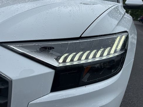 Used 2023 Audi Q8 Premium Plus image 9