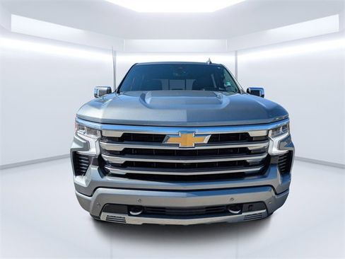 Used 2024 Chevrolet Silverado 1500 High Country image 8