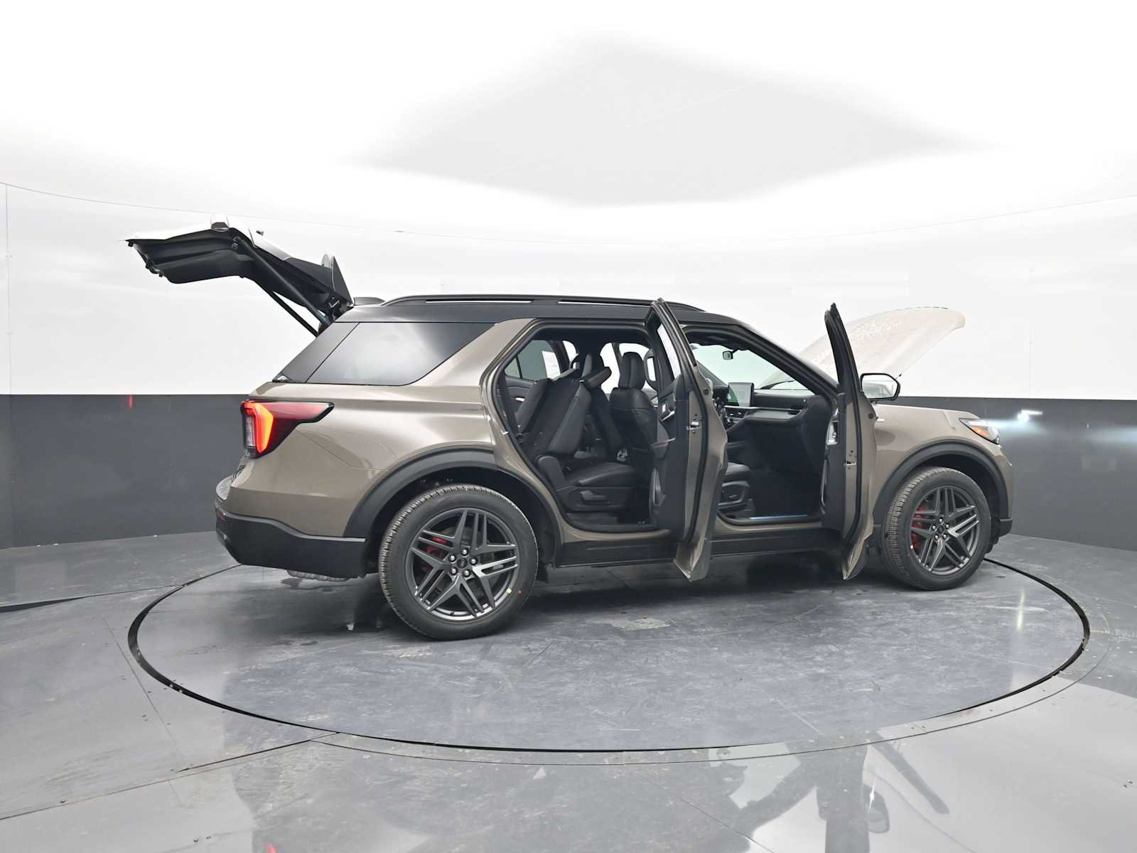New 2026 Ford Explorer ST-Line w/ ST-Line Street Pack AWD/4WD image 70