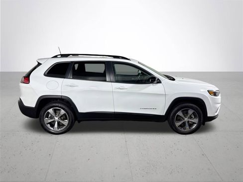 Used 2022 Jeep Cherokee Limited AWD/4WD image 5