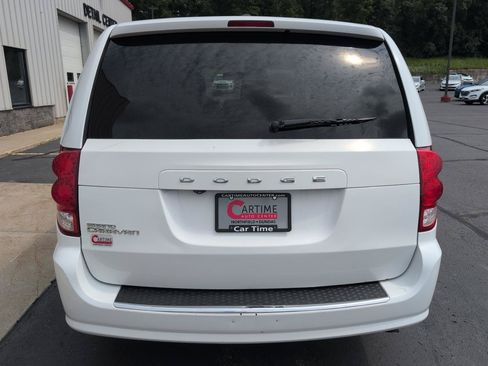 Used 2019 Dodge Grand Caravan SE w/ UConnect Hands-Free Group FWD image 7