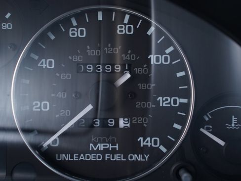 Used 1994 MAZDA MX-5 Miata image 32