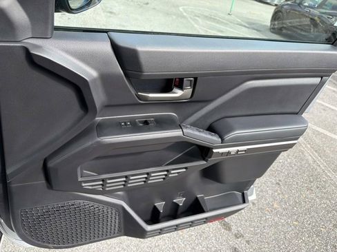 Certified 2025 Toyota Tacoma TRD Sport image 15