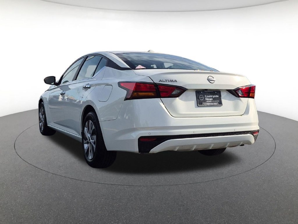 Used 2025 Nissan Altima 2.5 S FWD image 7