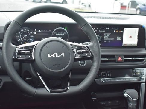 New 2026 Kia Seltos SX w/ SX Sunroof Package image 22