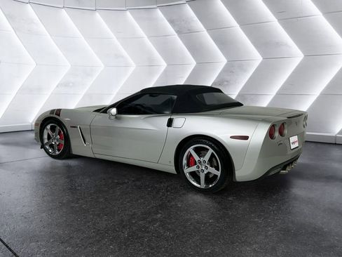 Used 2007 Chevrolet Corvette Convertible w/ Preferred Equipment Group image 6