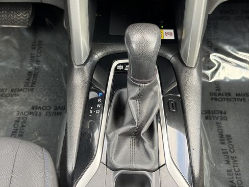 Used 2023 Toyota Corolla Cross AWD Hybrid image 15