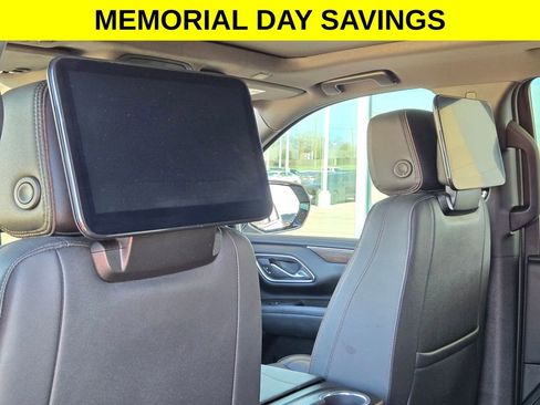 Used 2023 Chevrolet Tahoe High Country w/ Advanced Technology Package AWD/4WD image 15
