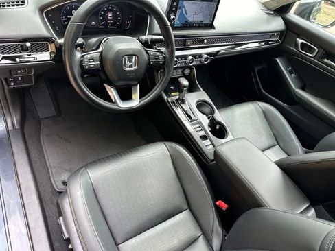 Used 2024 Honda Civic Touring image 14