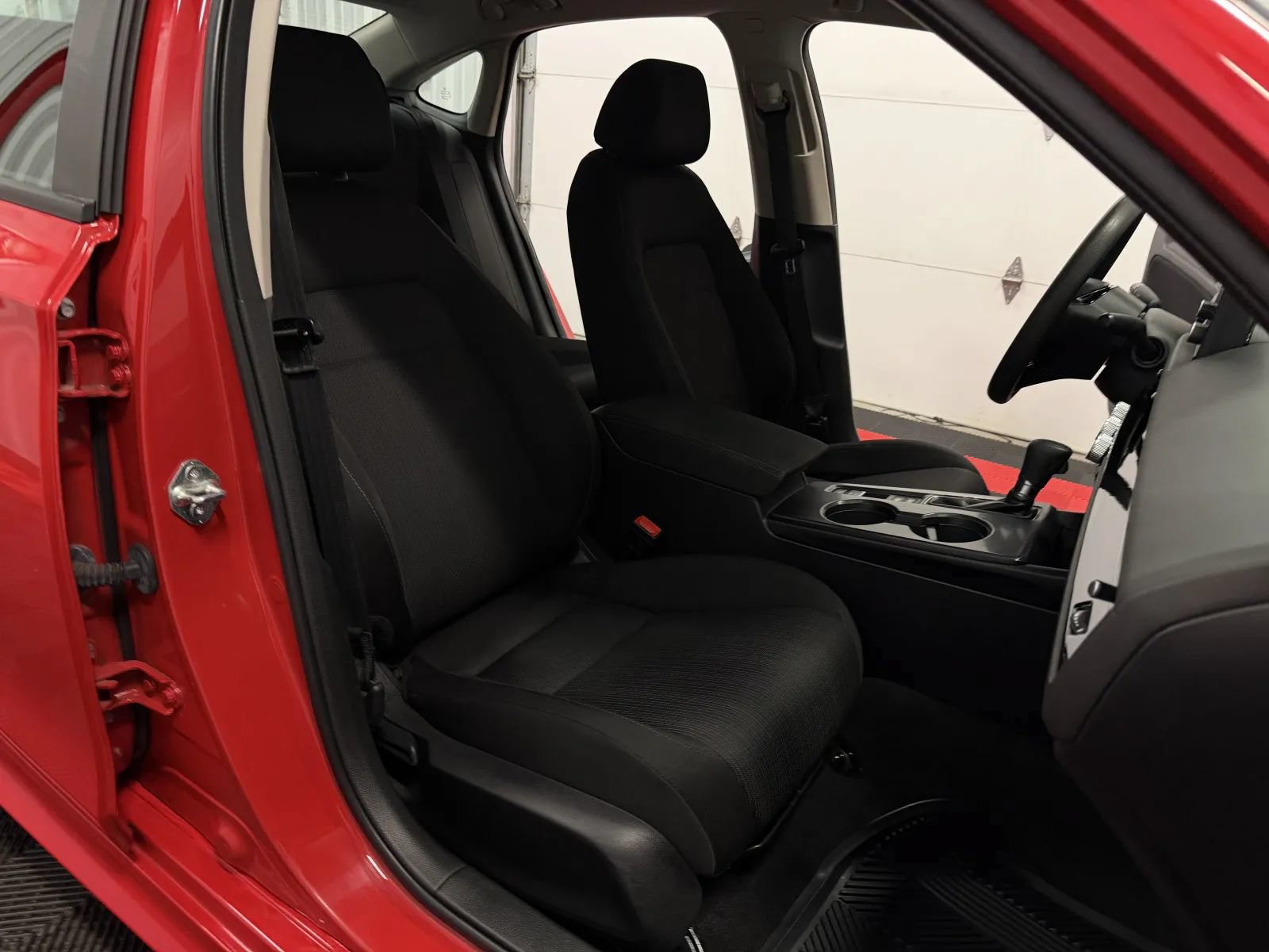 Used 2023 Honda Civic LX image 42