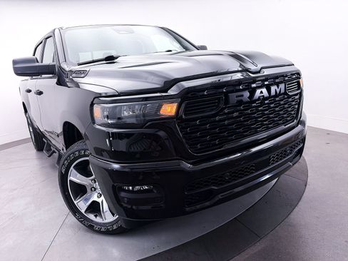 Used 2025 RAM 1500 Tradesman AWD/4WD image 3