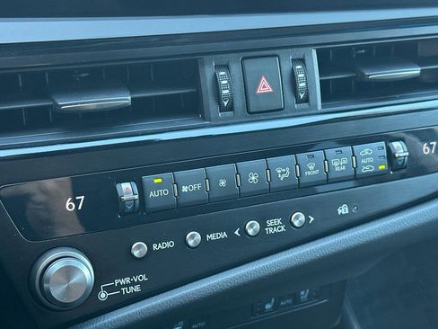 Certified 2025 Lexus ES 300h ES 300h w/ Premium Package image 23