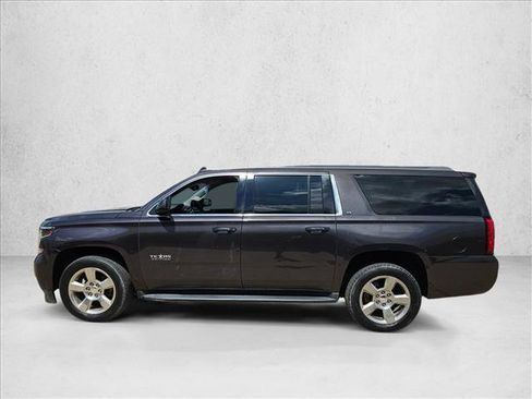 Used 2016 Chevrolet Suburban LT w/ Texas Edition Package RWD image 8