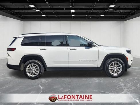 Used 2024 Jeep Grand Cherokee L Laredo w/ Luxury Tech Group I AWD/4WD image 6