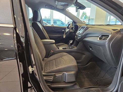 Used 2023 Chevrolet Equinox LT w/ LPO, Floor Liner Package AWD/4WD image 23