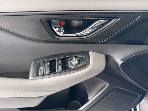 Used 2025 Subaru Outback Premium image 25