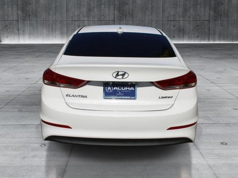 Used 2017 Hyundai Elantra Limited w/ Limited Ultimate Package 05 FWD image 4