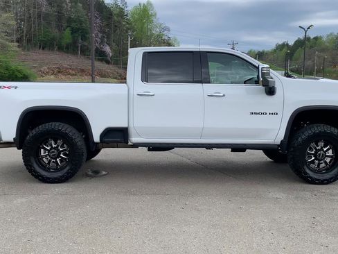 Used 2022 Chevrolet Silverado 3500 LTZ w/ LTZ Convenience Package image 1