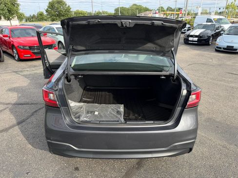 Used 2021 Subaru Legacy Premium AWD/4WD image 36