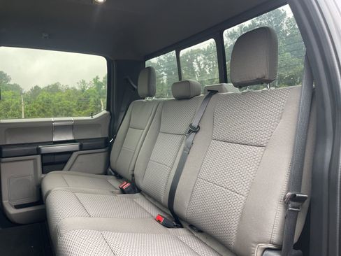 Used 2022 Ford F250 XLT w/ Black Appearance Package AWD/4WD image 10