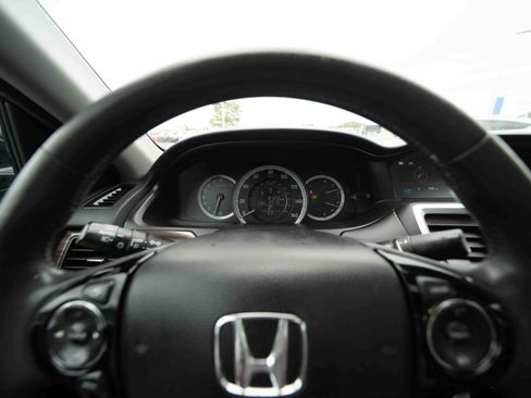 Used 2016 Honda Accord EX-L image 15