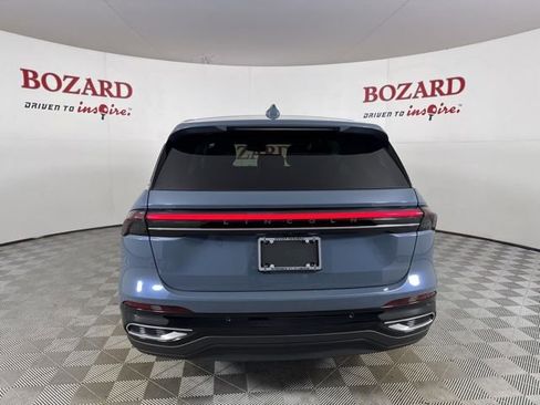 New 2026 Lincoln Nautilus Premier image 6