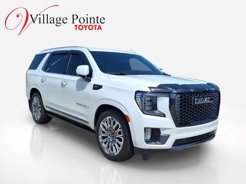 Used 2023 GMC Yukon Denali Ultimate AWD/4WD image 5
