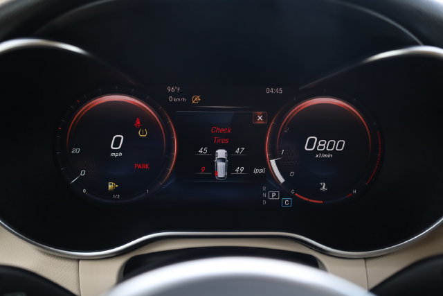Used 2021 Mercedes-Benz GLC 300 4MATIC w/ Multimedia Package image 17