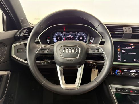 Used 2022 Audi Q3 2.0T Premium Plus w/ Premium Plus Package image 15