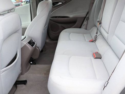 Used 2022 Chevrolet Malibu LT FWD image 16