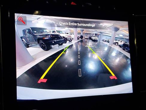 Used 2025 Jeep Grand Cherokee L Limited image 27