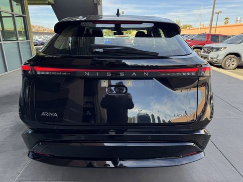 Used 2023 Nissan Ariya FWD image 14
