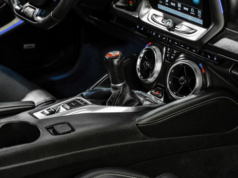 Used 2018 Chevrolet Camaro SS RWD image 26