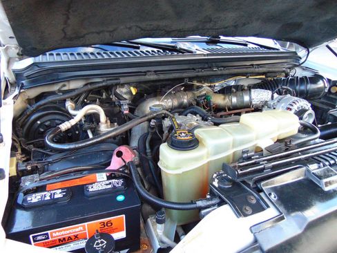 Used 2000 Ford F250 XLT image 64