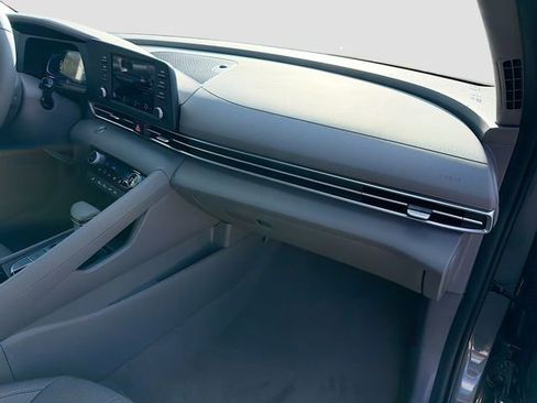 New 2026 Hyundai Elantra SEL Sport image 30