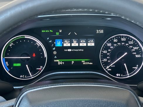 Used 2020 Toyota Avalon Limited w/ Advanced Safety Package FWD image 23