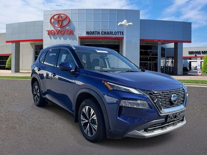 Used 2021 Nissan Rogue SV w/ Premium Package