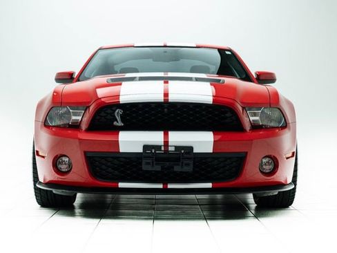 Used 2010 Ford Mustang Shelby GT500 image 6