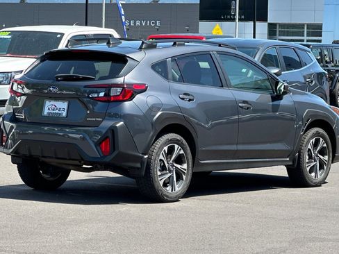 Used 2024 Subaru Crosstrek 2.0i Premium w/ Crosstrek Mirror Package AWD/4WD image 4