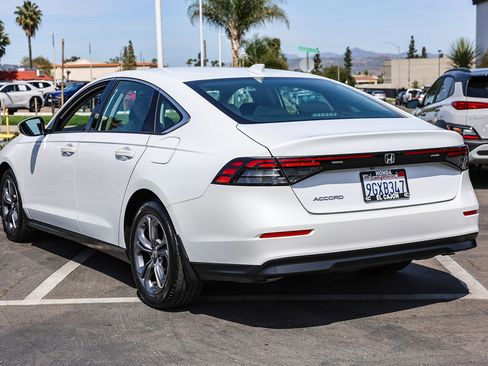 Certified 2023 Honda Accord EX image 23