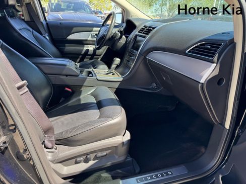 Used 2013 Lincoln MKX AWD image 26