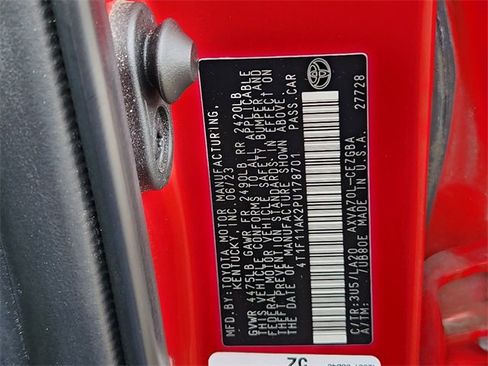 Used 2023 Toyota Camry XLE image 27