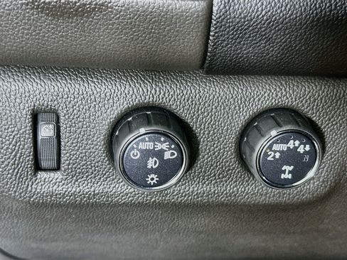 Used 2022 GMC Canyon Denali AWD/4WD image 17
