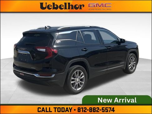 Used 2024 GMC Terrain SLT AWD/4WD image 6