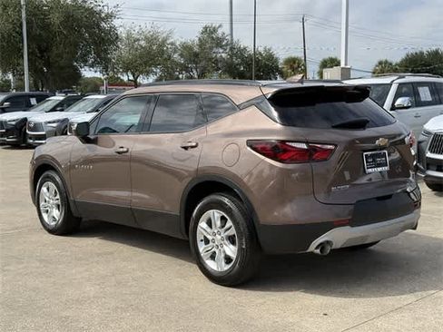 Used 2019 Chevrolet Blazer LT image 3