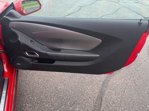 Used 2011 Chevrolet Camaro SS RWD image 16