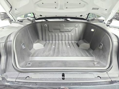 New 2026 GMC Hummer EV 4x4 Crew Cab image 17