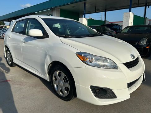 Used 2010 Toyota Matrix S FWD image 7